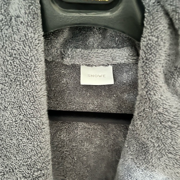 Snowe Luxury Terry Robe XS, new without tags - Picture 4 of 5